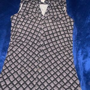 Geometric Print Sleeveless Button-Up Blouse - Black & White